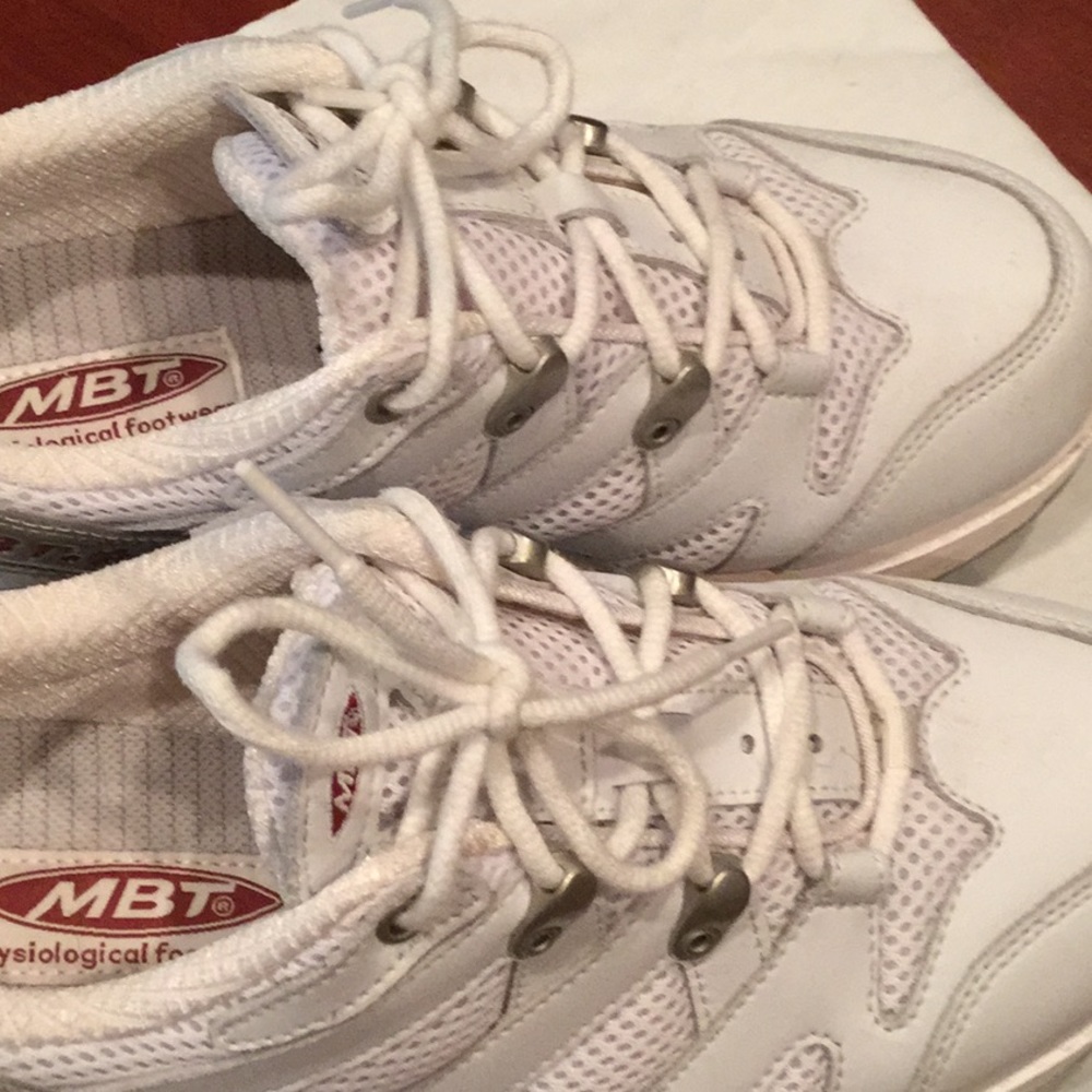 Shoes - Picture 5 of 5